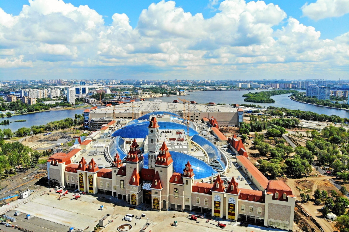 Московский парк развлечений «Остров мечты», вид с высоты